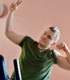 Adam a jeho finálová proměna.
